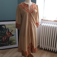 Djellaba brodée taille 38 TBE