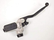 MAITRE CYLINDRE FREIN AVANT