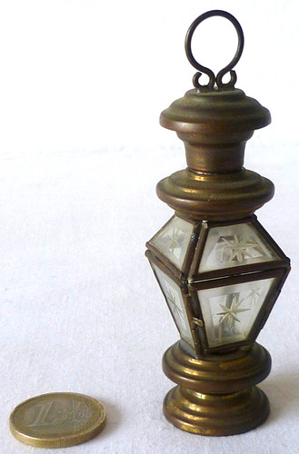 Ancienne lanterne miniature - ancienne,