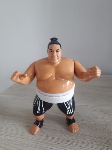 Figurine hasbro wwf yokozuna - wwf,