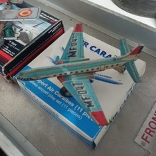 Jouets aviation à friction et