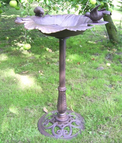 Grandes abreuvoirs oiseaux - abreuvoirs,