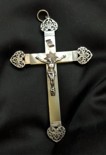 Pendentif crucifix nacre et - crucifix,,