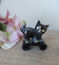 Figurine de chat miniature