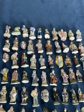 Gros lot de fèves santons provençales 