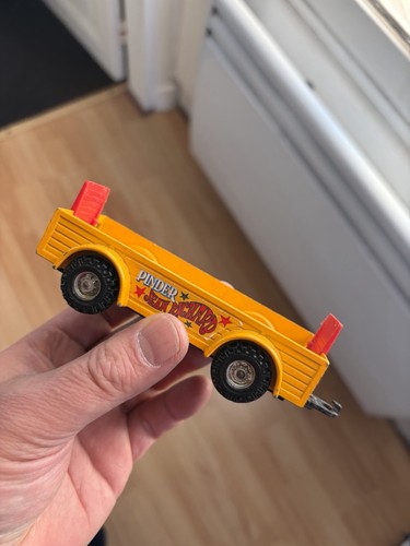 Corgi circus trailer - corgi,