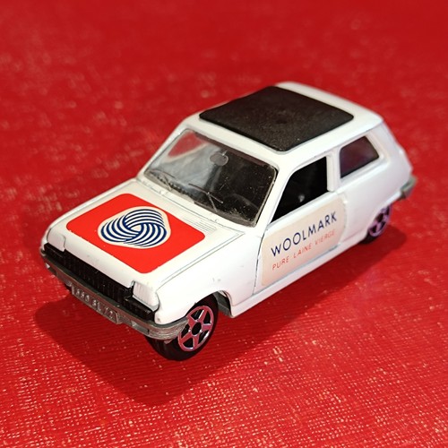 Renault pub woolmark - r5,