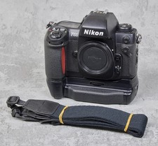 NIKON F100 + NIKON MB-15