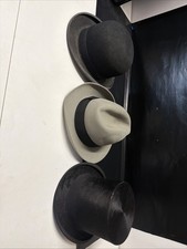 3 Chapeaux Ancien Haut De