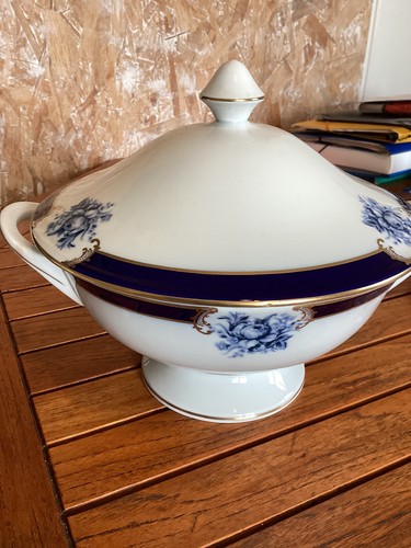 Soupière porcelaine de - soupière, en