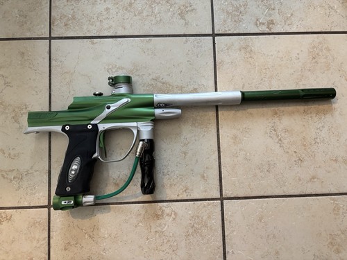 Planet eclipse etek ego - etek, 1