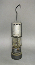 Ancienne Lampe de mineur. Mines.
