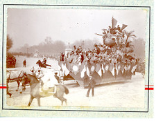Paris, carnaval, défilé