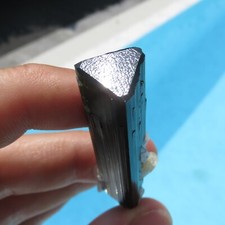 Minéraux *** CRISTAL TERMINÉ