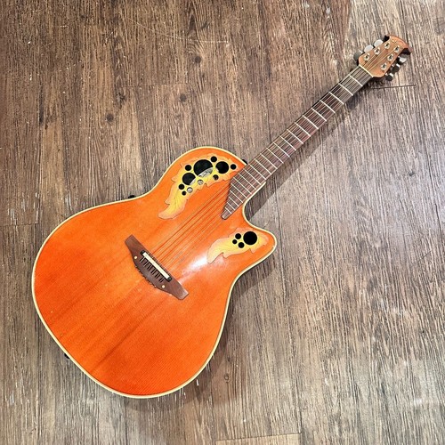 Guitare acoustique électrique