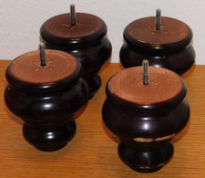 LOT 4 PIEDS à VISSER de