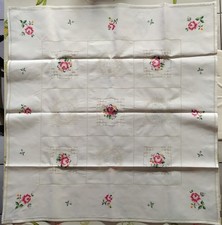 Ancienne petite Nappe blanche