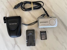 Olympus mju Digital 800 avec