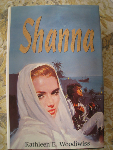 Kathleen woodiwiss shanna - ,
