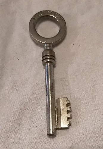 Vintage clé clef fichet - , /clef