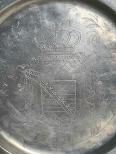 Ancienne assiette en étain