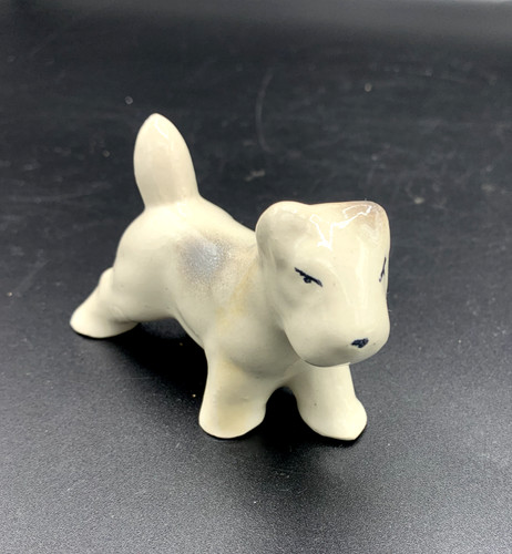 Figurine miniature statuette - figurine,, miniature,