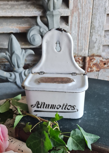Ancienne boite emaille - en,