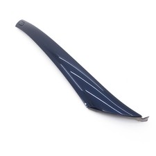 garniture, Montant avant droit