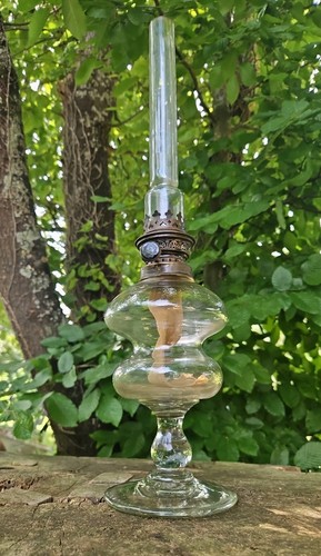 Ancienne lampe pétrole - ancienne,