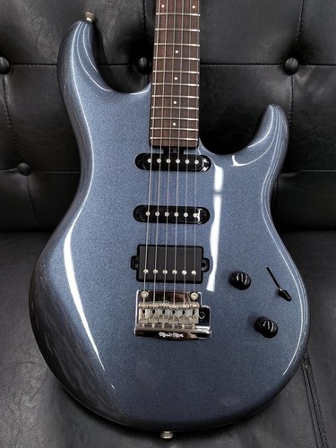 Guitare électrique music man - music,