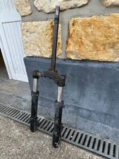 Fourche de booster rocket