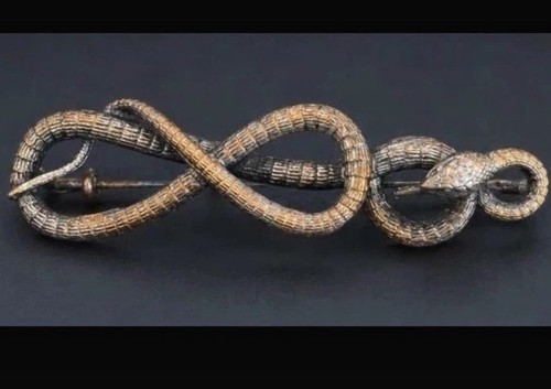 Broche ancienne serpent franc
