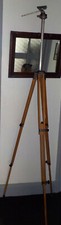 Trépied de géomètre /