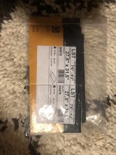 Fakro Insulated Steel Scissor Attic Ladder w/ 350-lb Load Capacity 9'X31.5"