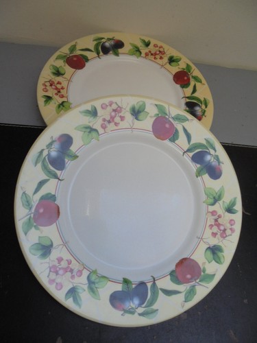 Assiettes décorées - 4,
