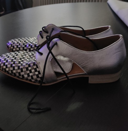 Derbies cuir ajourées
