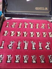 Jeu d'Echecs Mythologique grec ,  Echiquier  Manopoulos  bleu, jamais servi ..