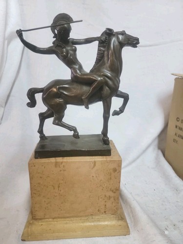 Rare belle statue femme - rare, de