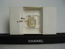 CHANEL - MINIATURE PARFUM " COCO MADEMOISELLE "  - Parfum 1,5 ml