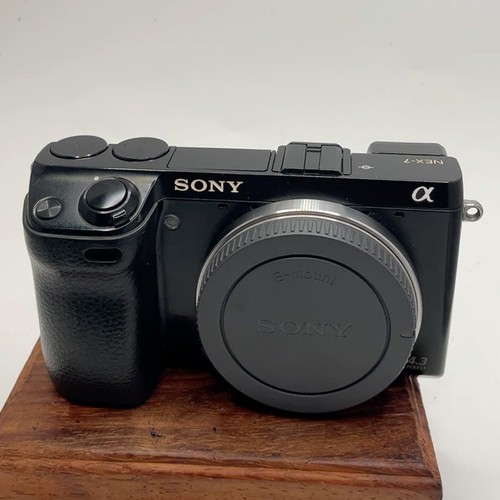 Sony alpha nex mirrorless - nex-7,