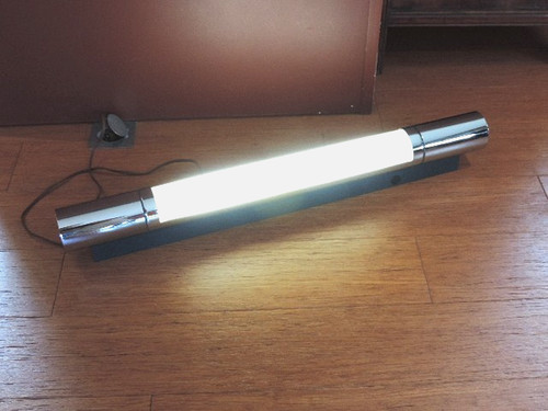 Lampe applique moderniste - 👍,