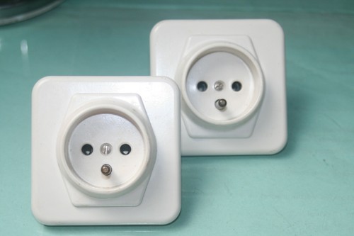 Lot prises t legrand - 2,