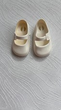 PAIRE DE CHAUSSURES BLANCHES A