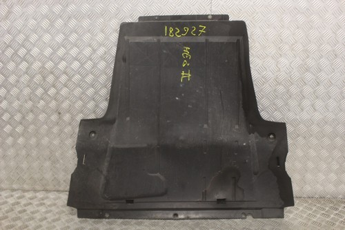 Cache protection sous - moteur,