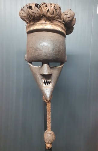 Masque salampasu congo rdc - masque,