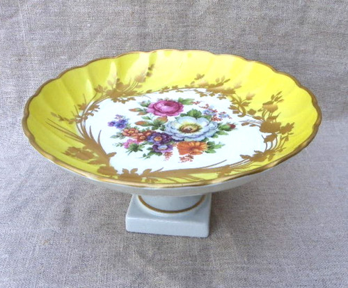 Coupe sur pied porcelaine - coupe,