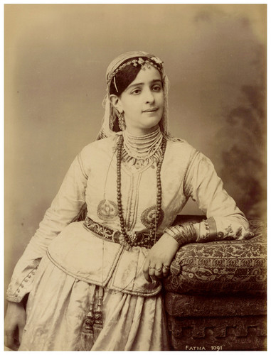 Algérie alger femme portant - algérie,,