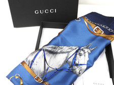 Foulard GUCCI 100% soie belle
