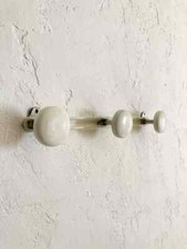 Porte-manteau mural en métal