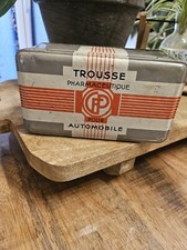 Boite de secours pour auto